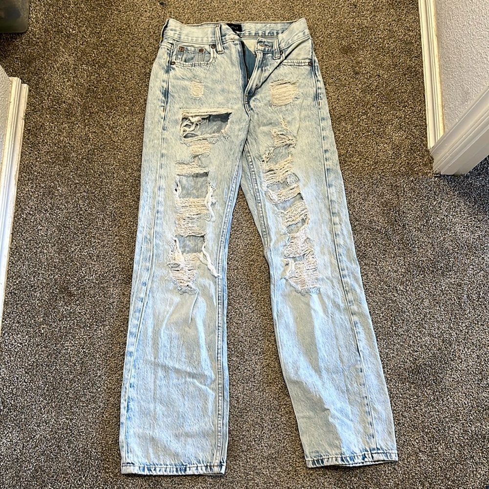 Aeropostale light wash jeans 90’s mom jeans
